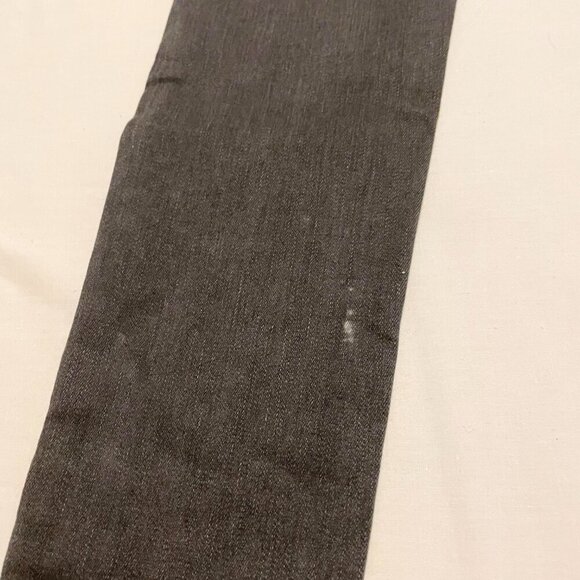 Uniqlo Womens Size 27x32 Skinny High Rise Jeans Stains - Picture 15 of 16